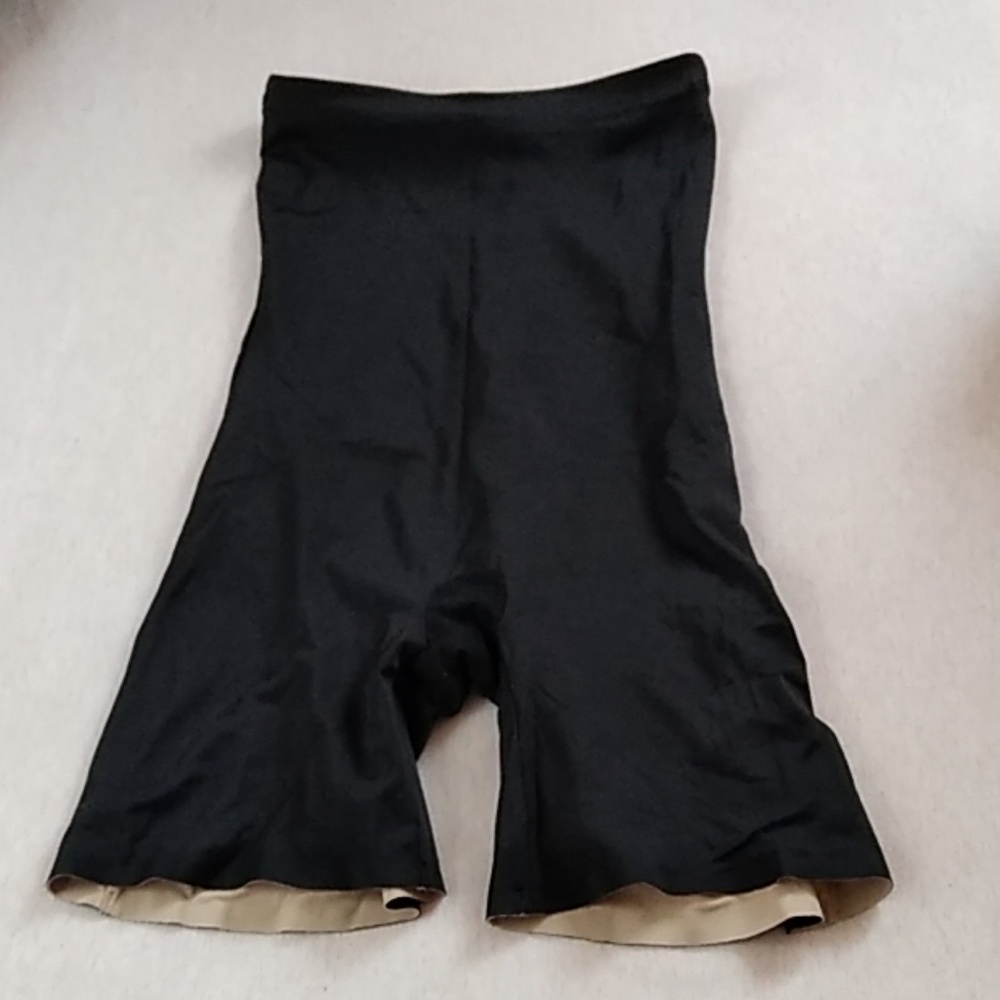 Spanx Red Hot XL Reversible